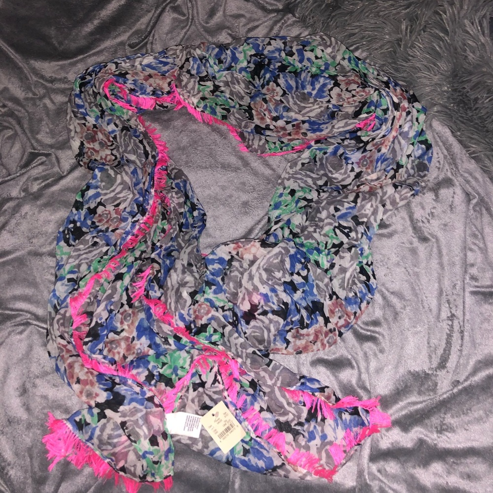 American Eagle Scarf